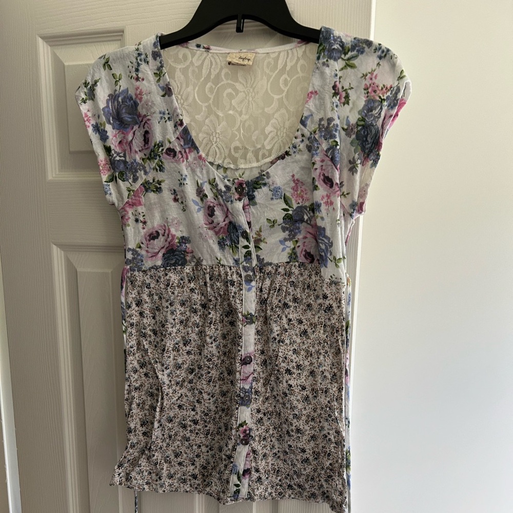 DayTrip floral shirt